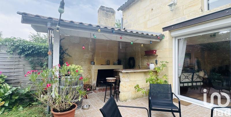 Maison - 210 m² - 6 pièces