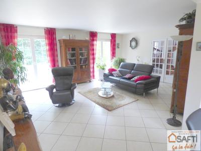 Maison - 146 m² - 7 pièces