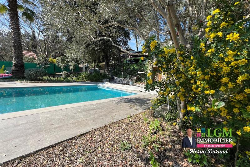 Maison de ville - 140 m² - 5 pièces