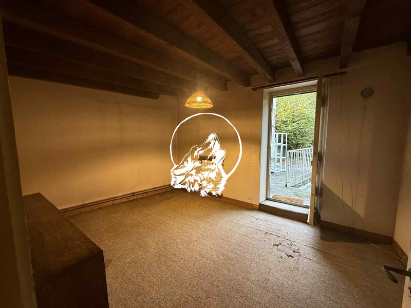 Maison - 213 m² - 6 pièces