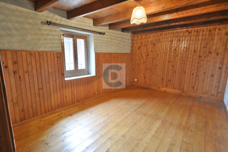 Maison - 110 m² - 6 pièces