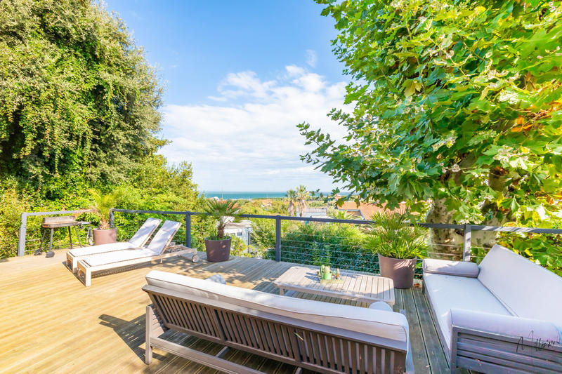 Maison - 152 m² - 7 pièces