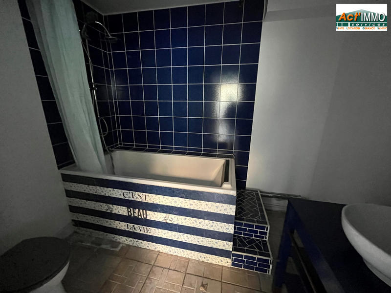 Local commercial - 850 m²