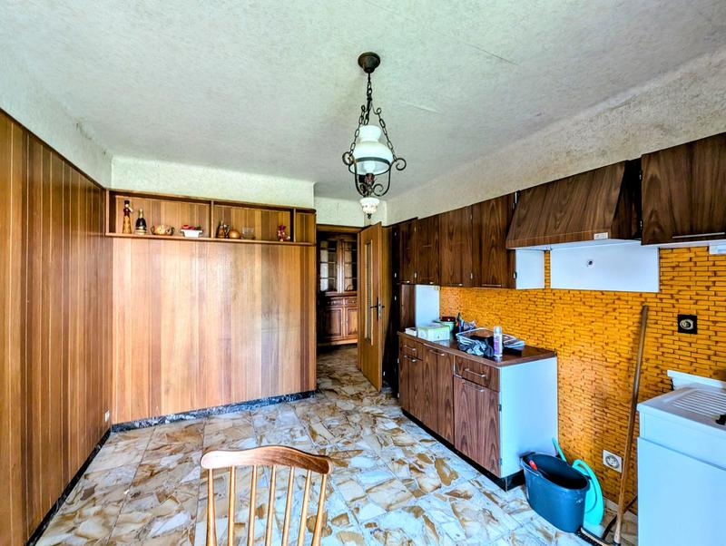 Appartement - 136 m² - 5 pièces