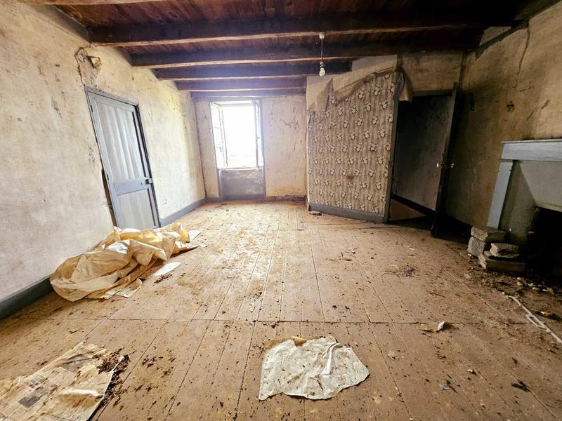 Maison - 92 m² - 5 pièces