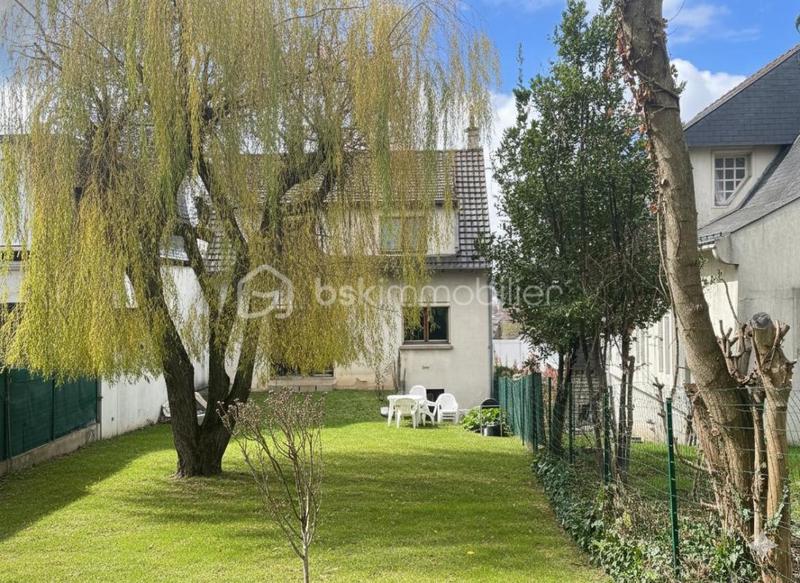 Maison - 100 m² - 5 pièces