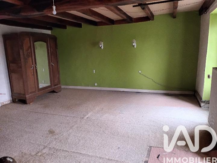 Maison - 228 m² - 8 pièces