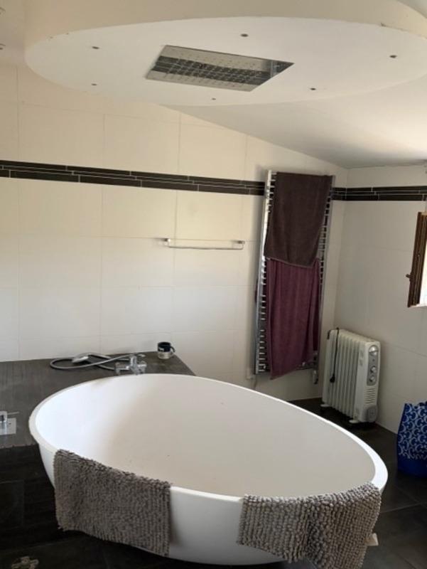 Maison - 300 m² - 7 pièces