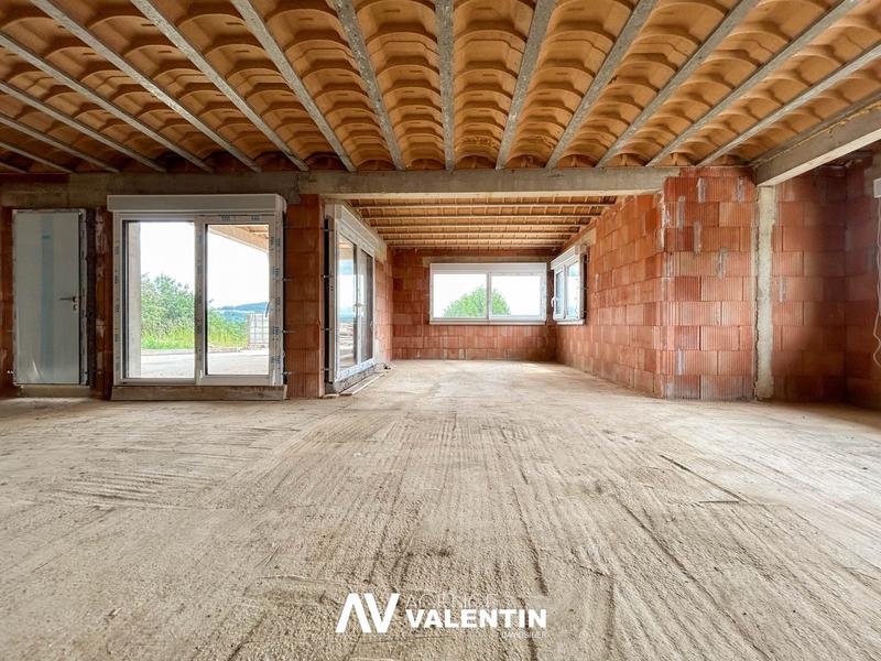 Maison - 200 m² - 5 pièces