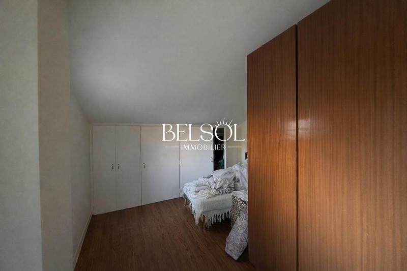 Maison - 205 m² - 6 pièces