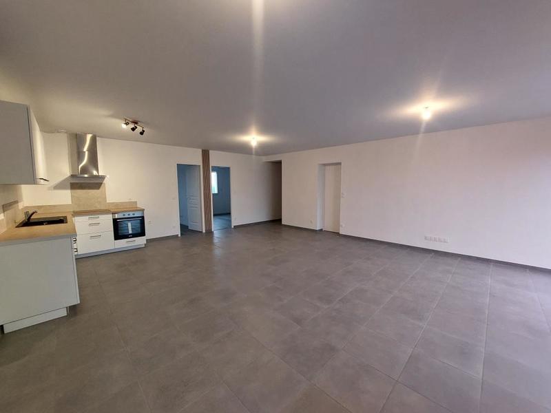Maison - 94 m² - 4 pièces