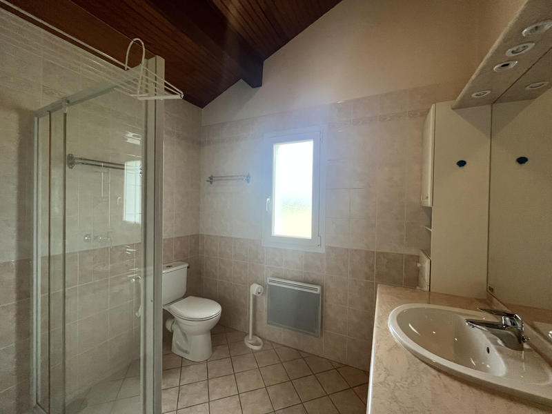 Maison - 265 m² - 10 pièces