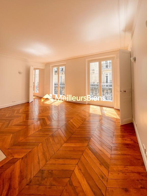 Appartement ancien - 127 m² - 5 pièces