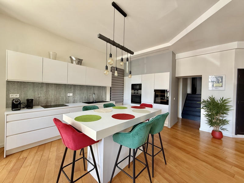 Appartement - 88 m² - 3 pièces