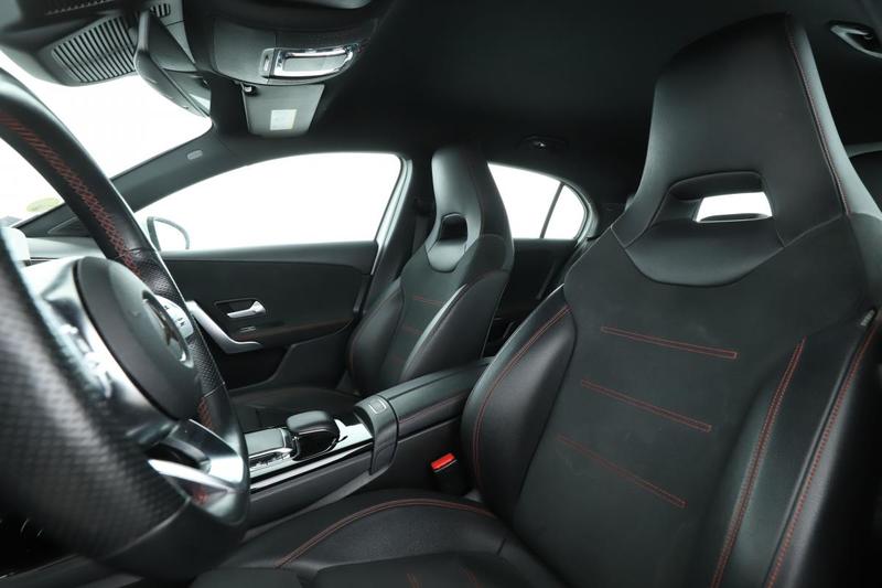 Mercedes Classe a 200 d Amg Line 8g-Dct 150 ch