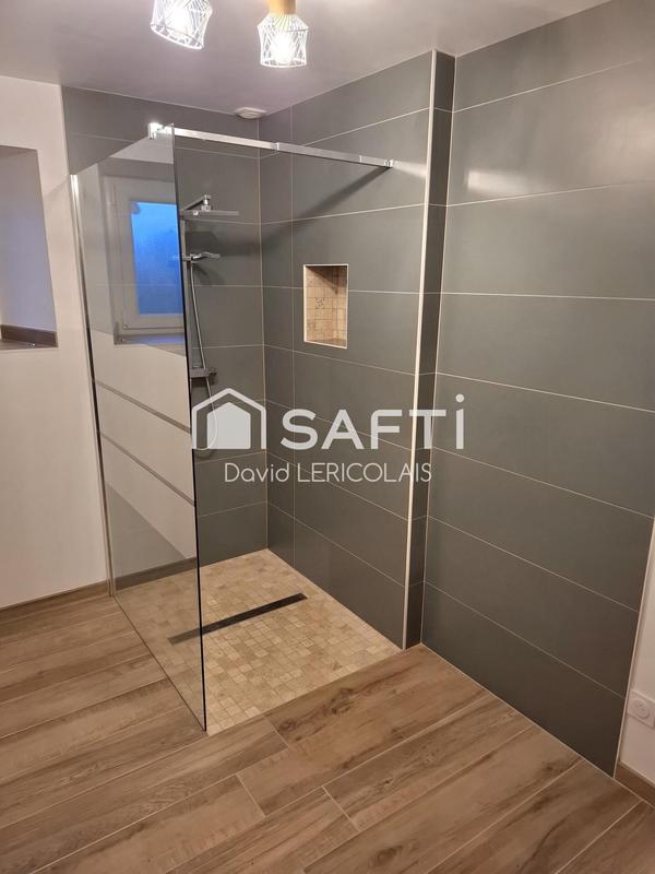 Maison - 94 m² - 6 pièces