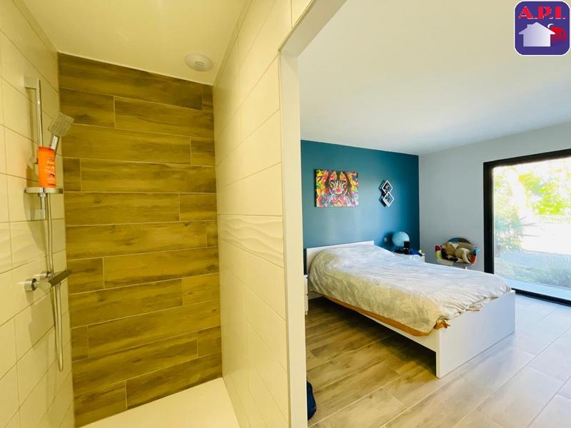 Maison contemporaine - 270 m² - 4 pièces