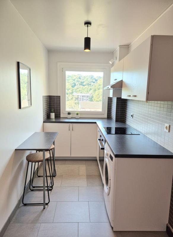 Appartement - 60 m² - 3 pièces