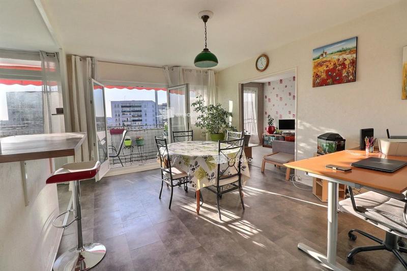 Appartement - 71 m² - 4 pièces