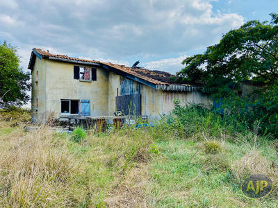 Maison - 217 m² - 7 pièces