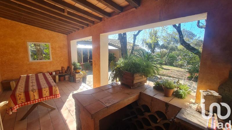 Maison - 219 m² - 5 pièces