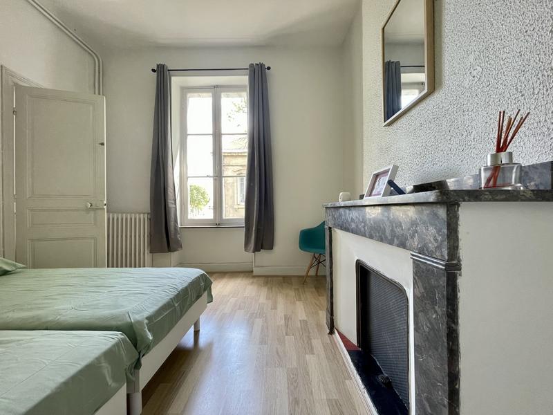 Appartement - 100 m² - 4 pièces