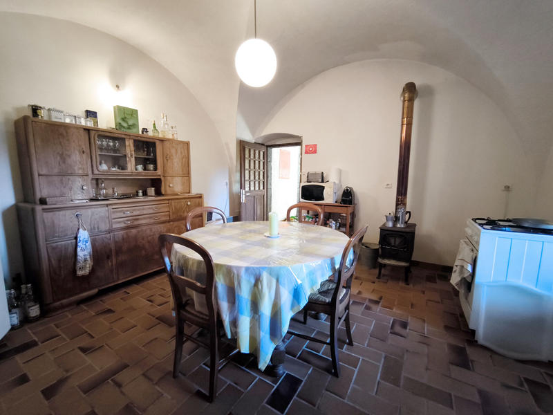 Maison - 225 m² - 7 pièces