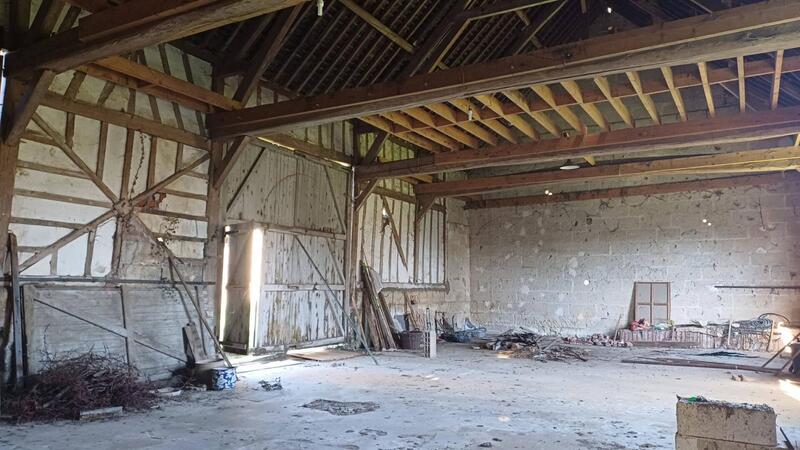 Maison - 243 m² - 9 pièces