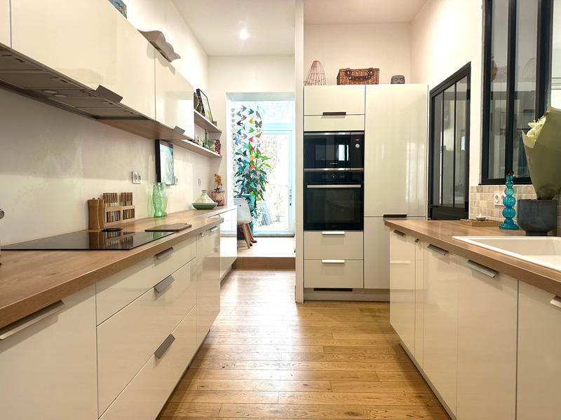 Maison en pierre - 198 m² - 8 pièces