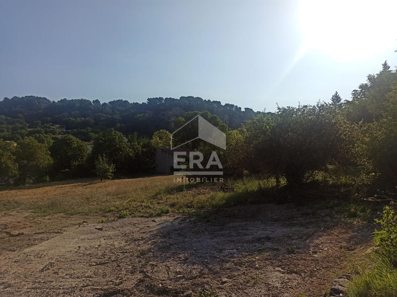 Terrain - 701 m²