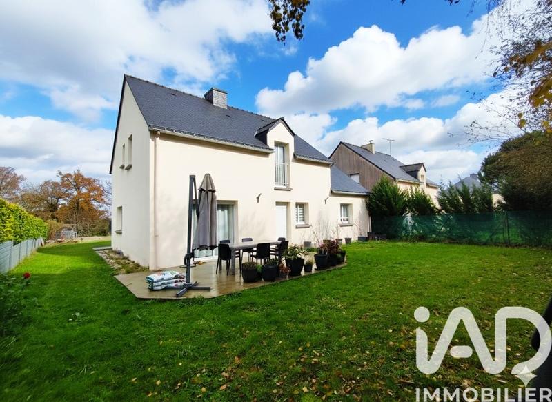 Maison - 151 m² - 6 pièces