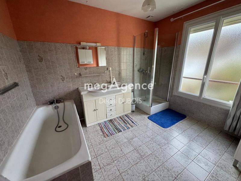 Maison traditionnelle - 97 m² - 5 pièces