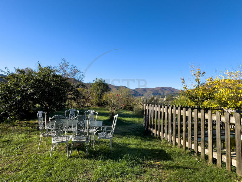 Maison - 110 m² - 6 pièces