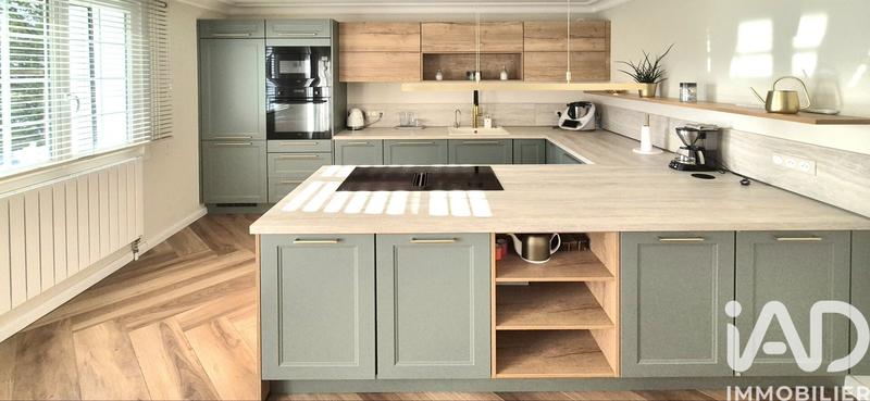 Maison - 150 m² - 7 pièces