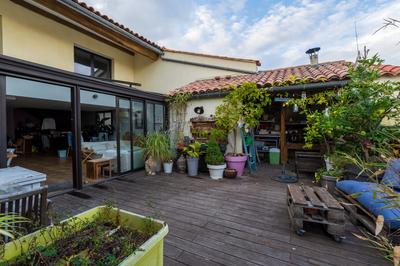 Appartement - 144 m² - 4 pièces