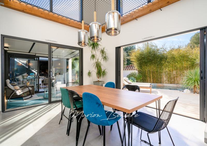 Maison - 143 m² - 5 pièces