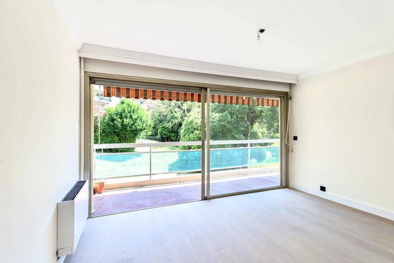 Appartement - 95 m² - 4 pièces