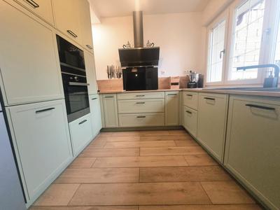 Maison - 125 m² - 7 pièces