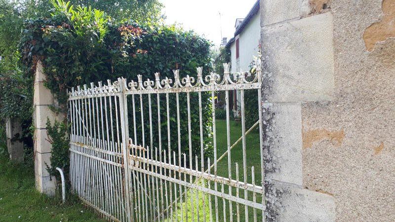 Maison - 247 m² - 8 pièces