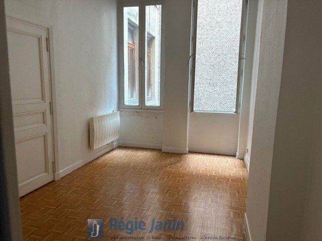 Appartement - 80 m² - 2 pièces