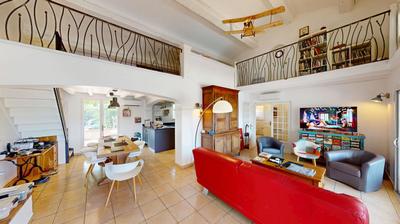 Villa - 163 m² - 6 pièces