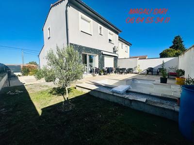 Villa - 90 m² - 5 pièces