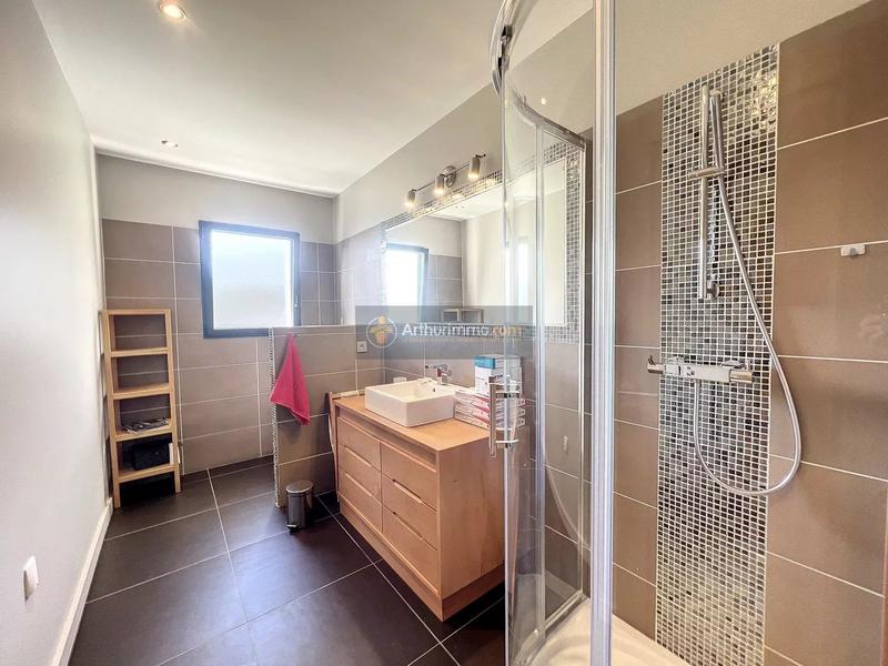 Maison - 195 m² - 5 pièces