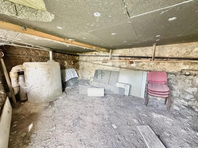 Maison - 104 m² - 4 pièces