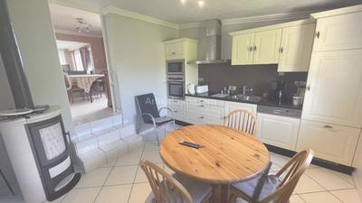 Maison - 152 m² - 8 pièces