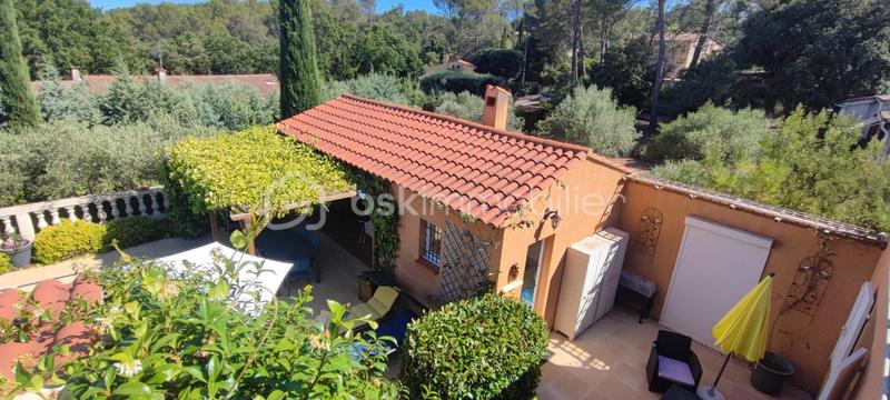 Demeure - 160 m² - 5 pièces