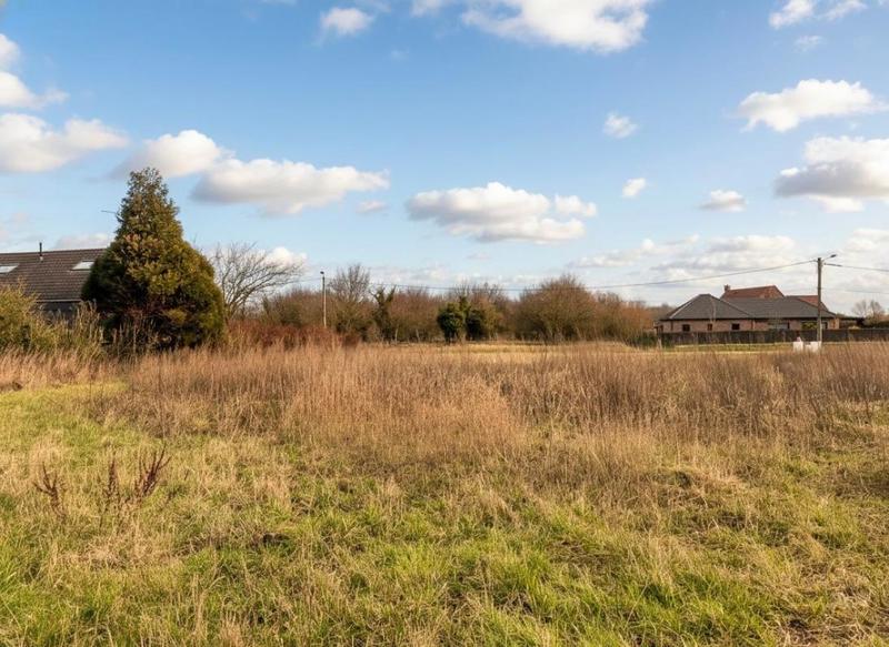 Terrain constructible - 597 m²