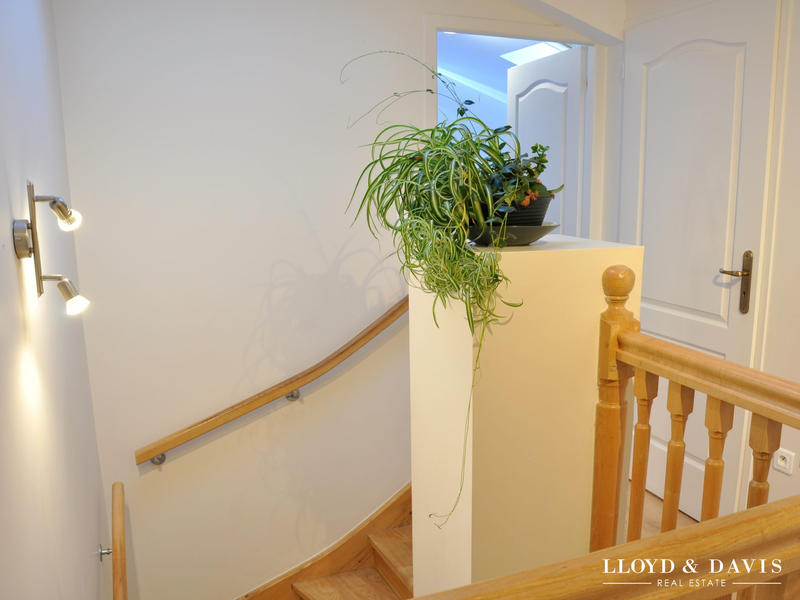 Maison traditionnelle - 172 m² - 7 pièces