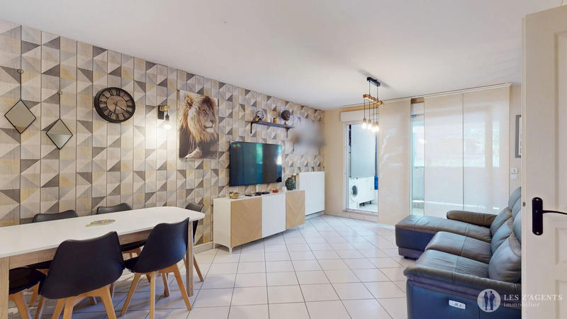 Appartement - 84 m² - 4 pièces