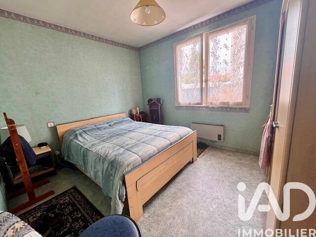 Maison - 93 m² - 5 pièces